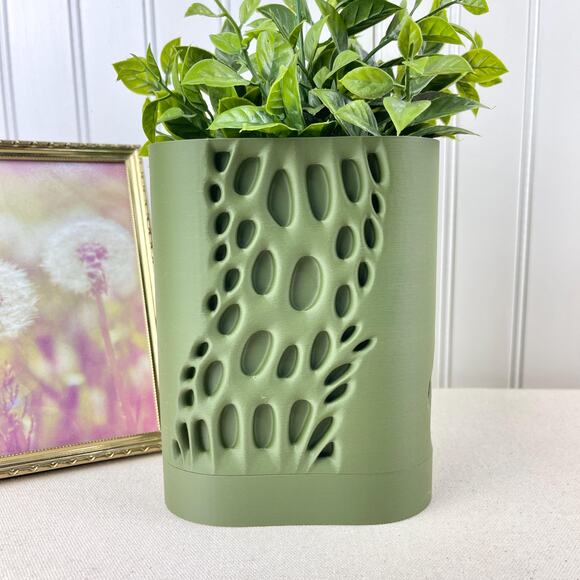 Organic Sculptural Planter, Vapor Planter Pot, Tabletop Indoor Planter - Picture 1 of 9